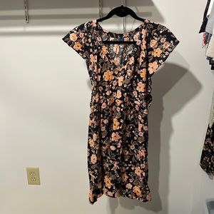 Women’s dress